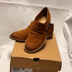 Clarks Camzin Pace Tan Nubuck Ankle Boots 6.5M